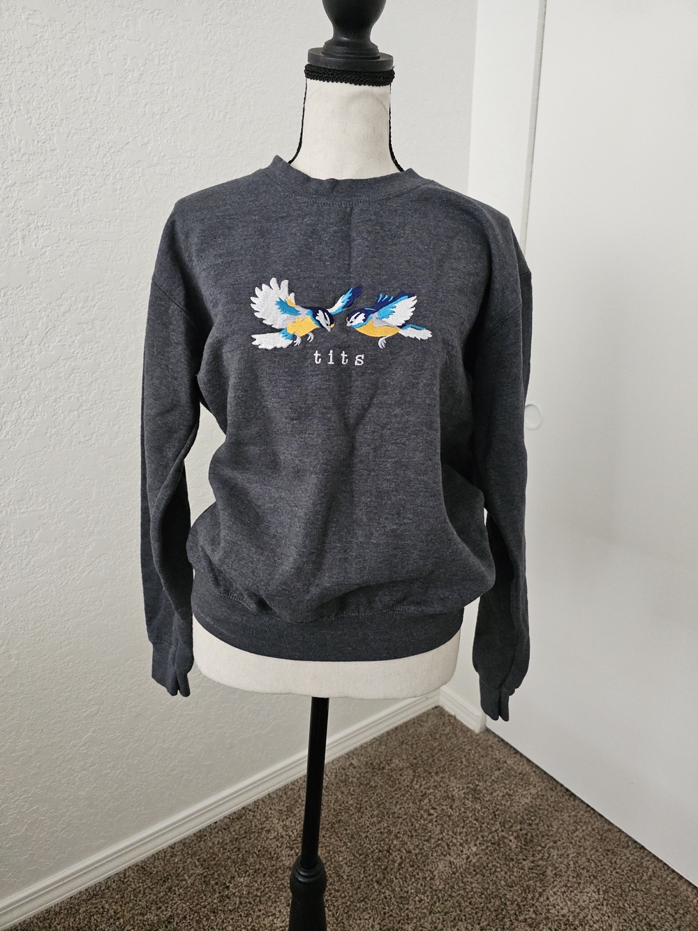 Gildan Unisex Heavy Blend Crewneck Sweater - Charcoal Gray - Bird Pun Sweatshirt